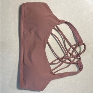 Lululemon mauve’ish Free To Be - Wild sports bra - great neutral!